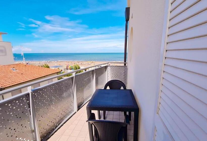 Residence Marittimo Riccione