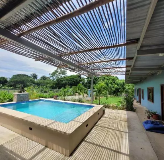 ユースホステル The Inn At Punta Mala