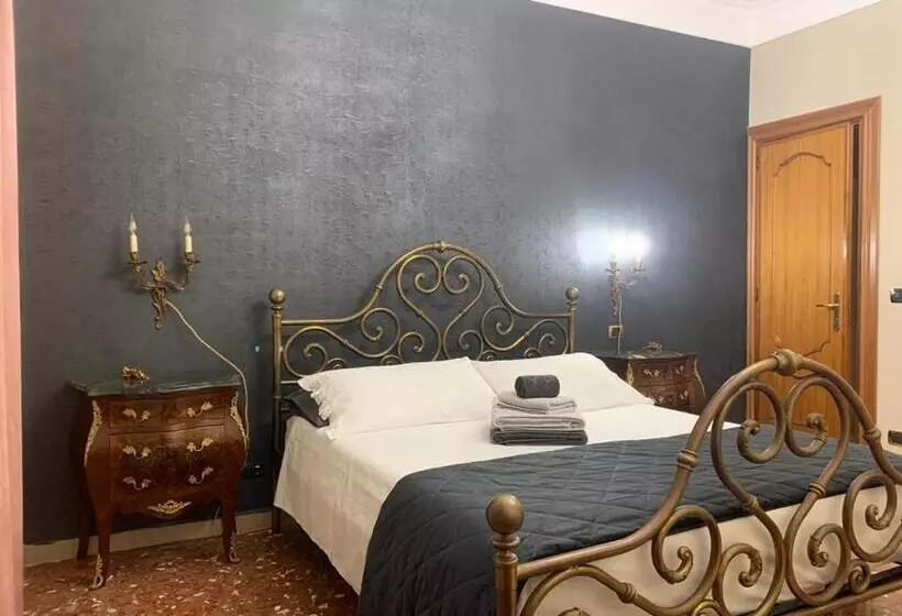 Aamiaismajoitus (B&B) Anna Rooms