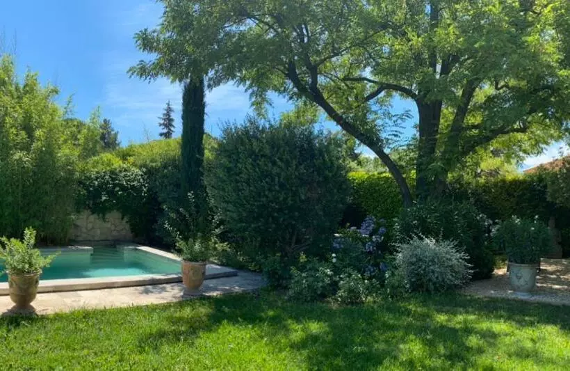 Aamiaismajoitus (B&B) La Paradoune 3