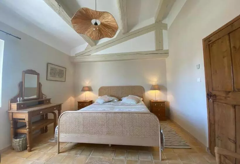 Aamiaismajoitus (B&B) La Paradoune 3