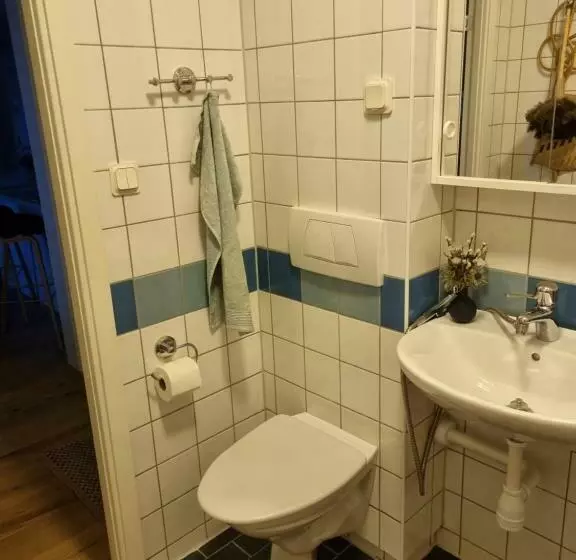Aamiaismajoitus (B&B) Welcoming Single Room In The City Center