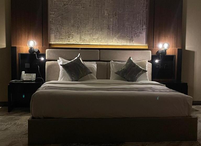 Horizon Hotel Suites