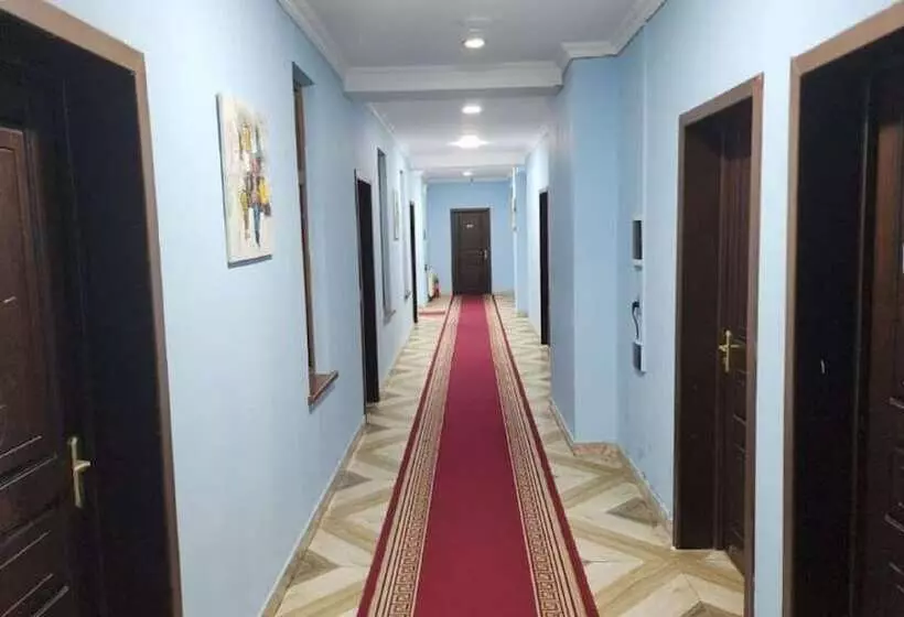هتل Ariva Center