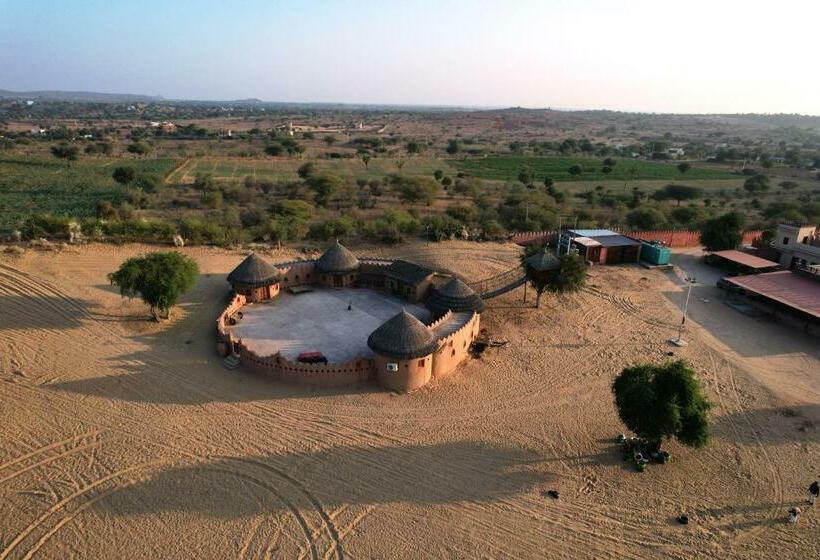 בית מלון כפרי Camp Thar