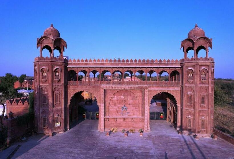 בית מלון כפרי Camp Thar