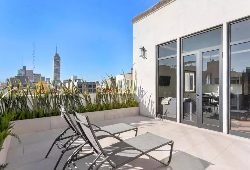 هتل Casa Herrmann Suites