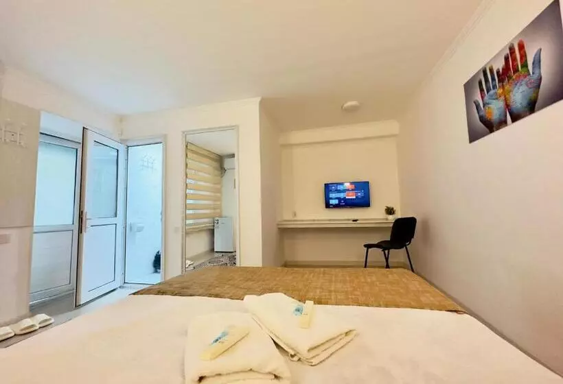 カプセルホテル Abs Guest House Osh