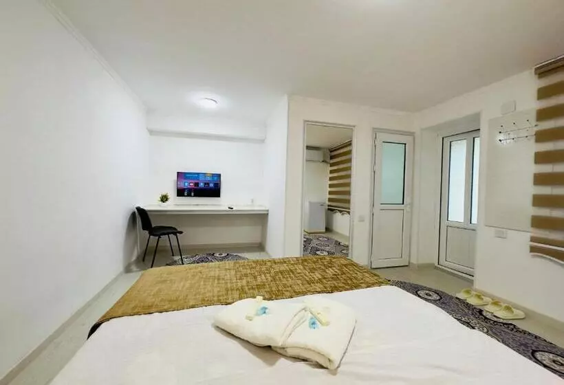 カプセルホテル Abs Guest House Osh