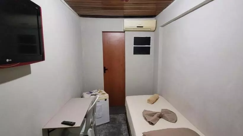 ホテル Pousada Primeiro Sol