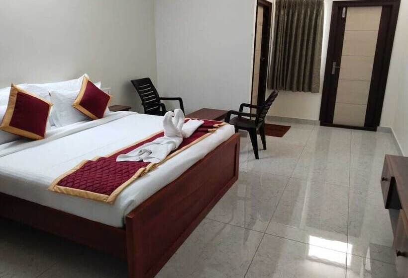 호텔 Pph Living Kvr Residency