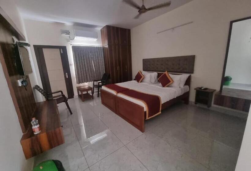 호텔 Pph Living Kvr Residency