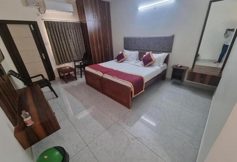 호텔 Pph Living Kvr Residency