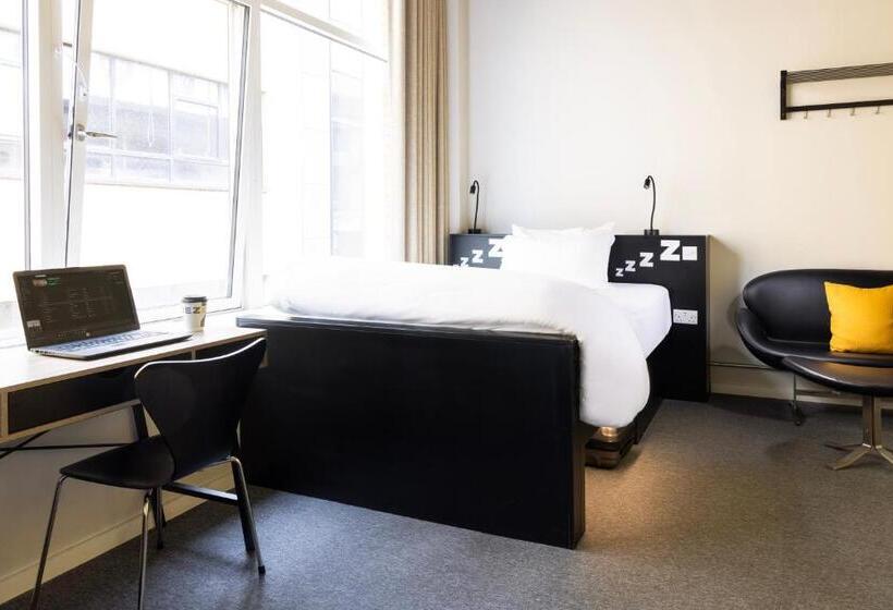 בית מלון כפרי Rezz Dublin