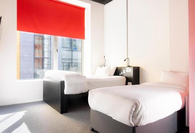 בית מלון כפרי Rezz Dublin