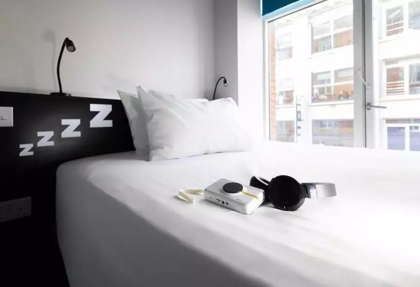 هتل Rezz Dublin