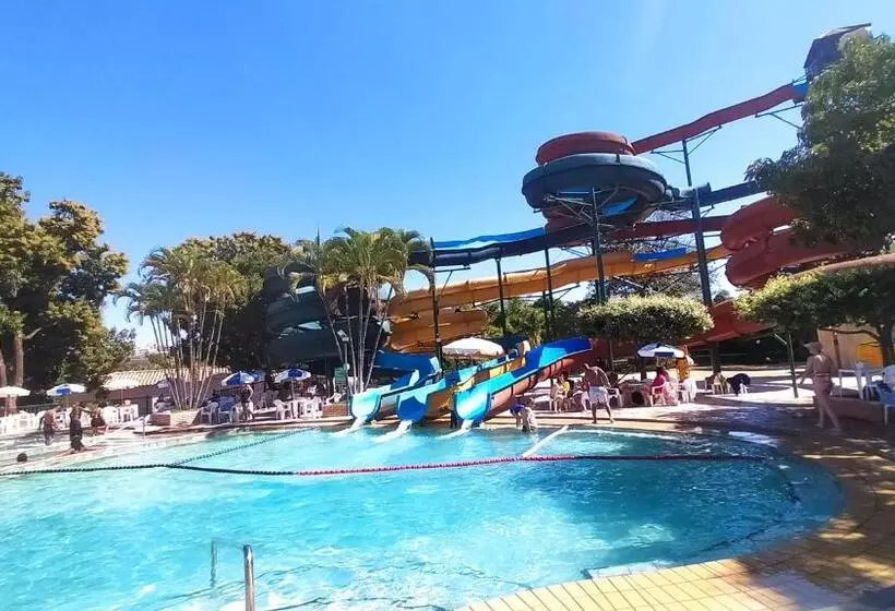 ホテル Spazzio Diroma Acqua E Splash Caldas Novas, Gratis Park