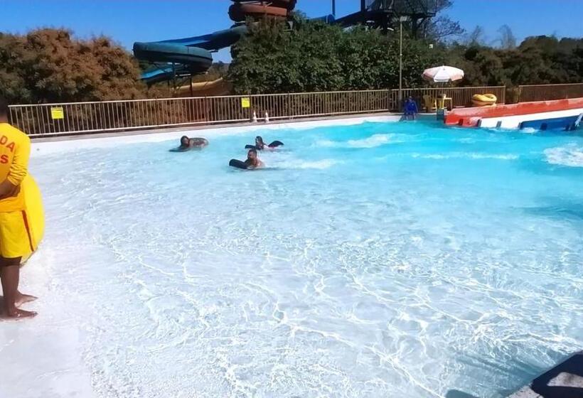 בית מלון כפרי Spazzio Diroma Acqua E Splash Caldas Novas, Gratis Park