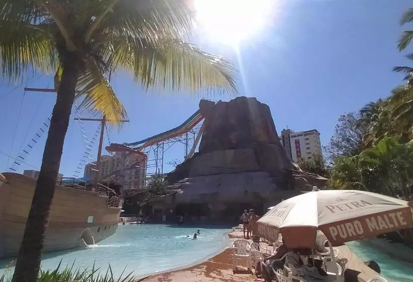 ホテル Spazzio Diroma Acqua E Splash Caldas Novas, Gratis Park