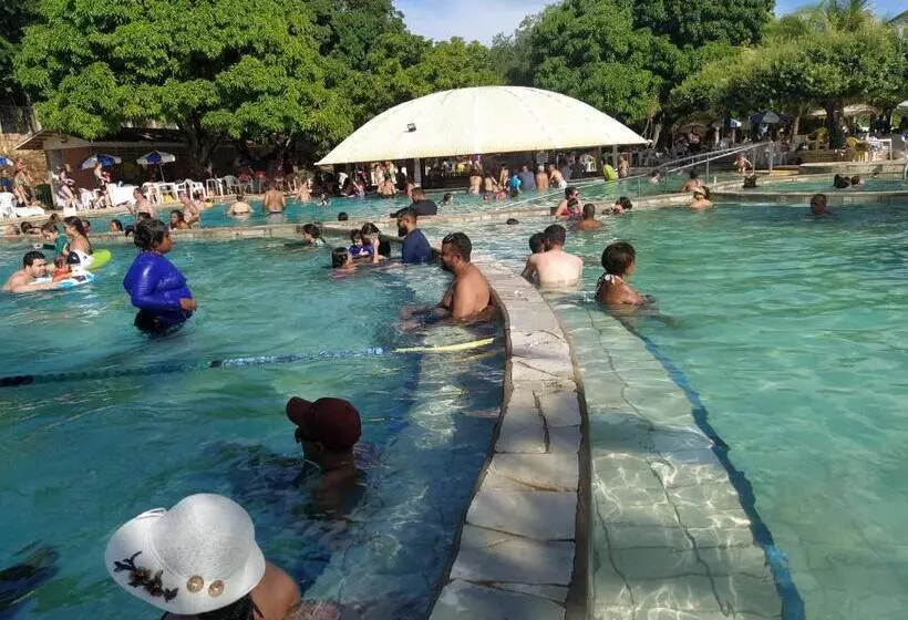 ホテル Spazzio Diroma Acqua E Splash Caldas Novas, Gratis Park