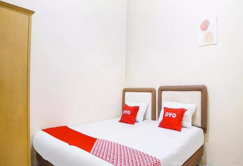 ホテル Spot On 91977 Kost Ketapang Syariah