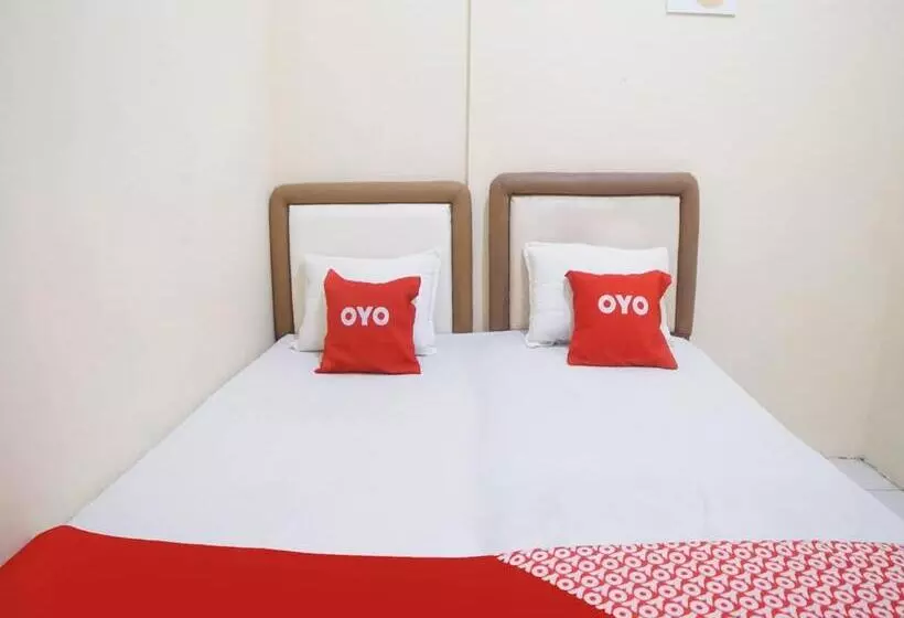 ホテル Spot On 91977 Kost Ketapang Syariah