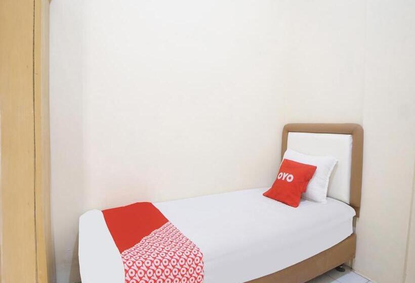 酒店 Spot On 91977 Kost Ketapang Syariah