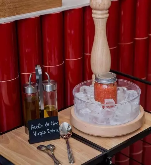 Latroupe Prado Hostel