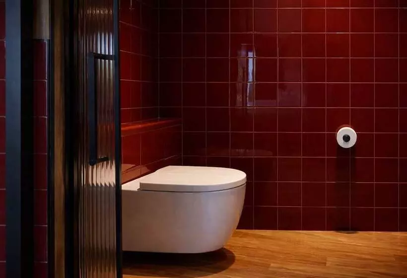 Latroupe Prado Hostel