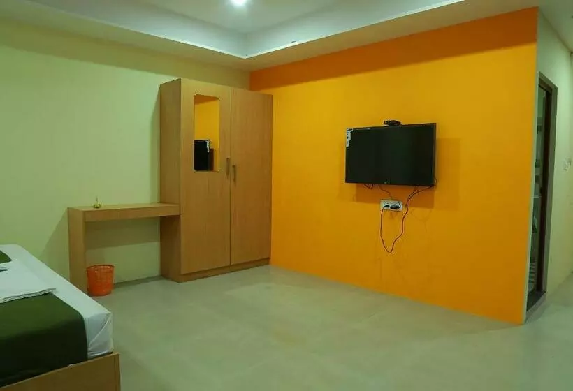 Ls Plaza