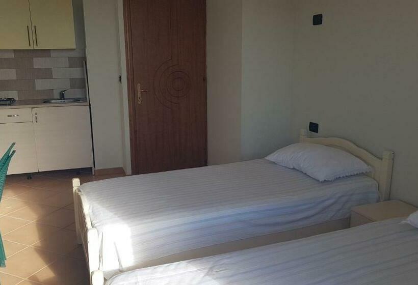 Pensione Aralis Rooms