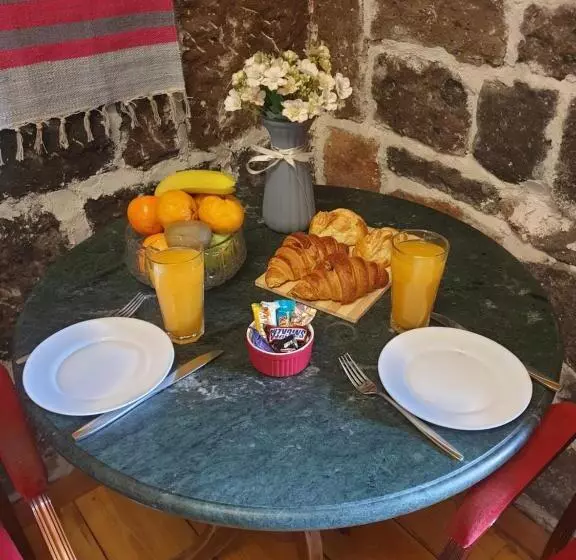 پانسیون Onoyi Tun Guest House