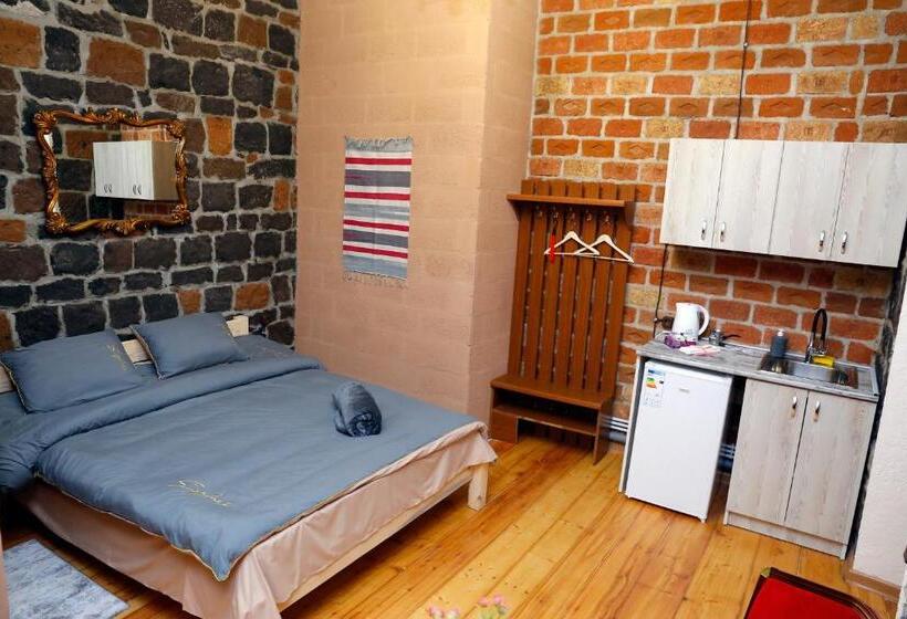 پانسیون Onoyi Tun Guest House