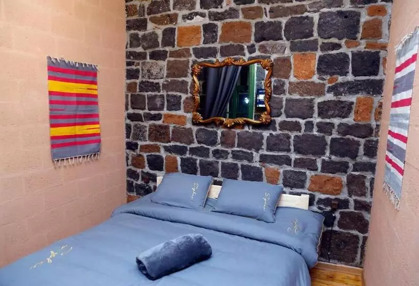 پانسیون Onoyi Tun Guest House