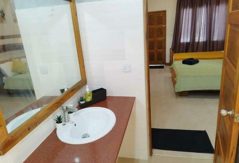 Pensió Reethi Villa Vaavu Thinadhoo