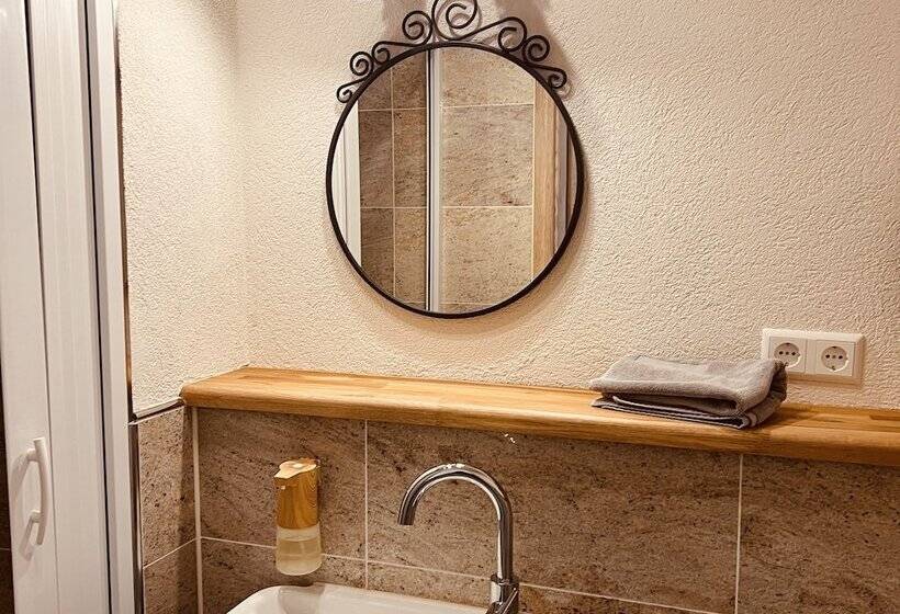 膳宿费 Rose Boardinghouse 24h 7d Self Check In Automat Volldigitalisiert Vollautomatisch