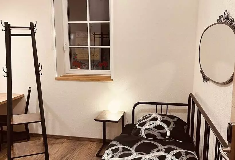 Majatalo Rose Boardinghouse 24h 7d Self Check In Automat Volldigitalisiert Vollautomatisch