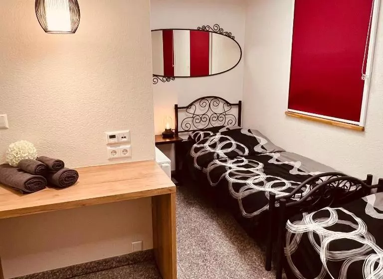 Majatalo Rose Boardinghouse 24h 7d Self Check In Automat Volldigitalisiert Vollautomatisch