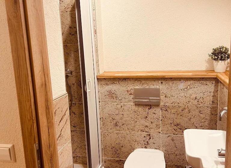 膳宿费 Rose Boardinghouse 24h 7d Self Check In Automat Volldigitalisiert Vollautomatisch