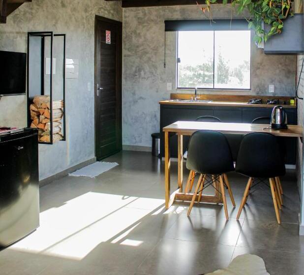 بنسيون The Guest House Hostel