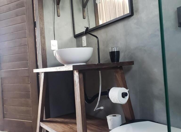 بنسيون The Guest House Hostel