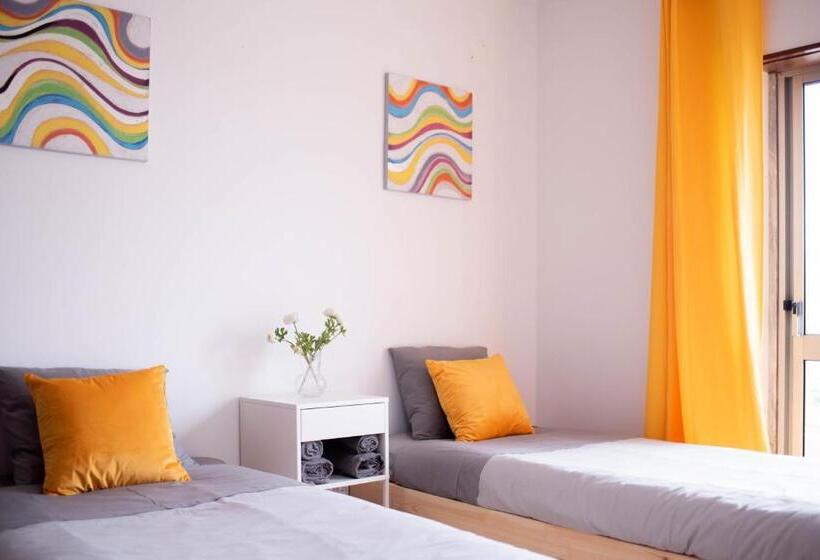 הוסטל Baleal Surf Emotions