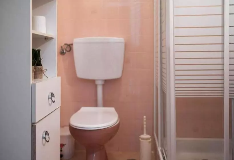 Retkeilymaja Baleal Surf Emotions