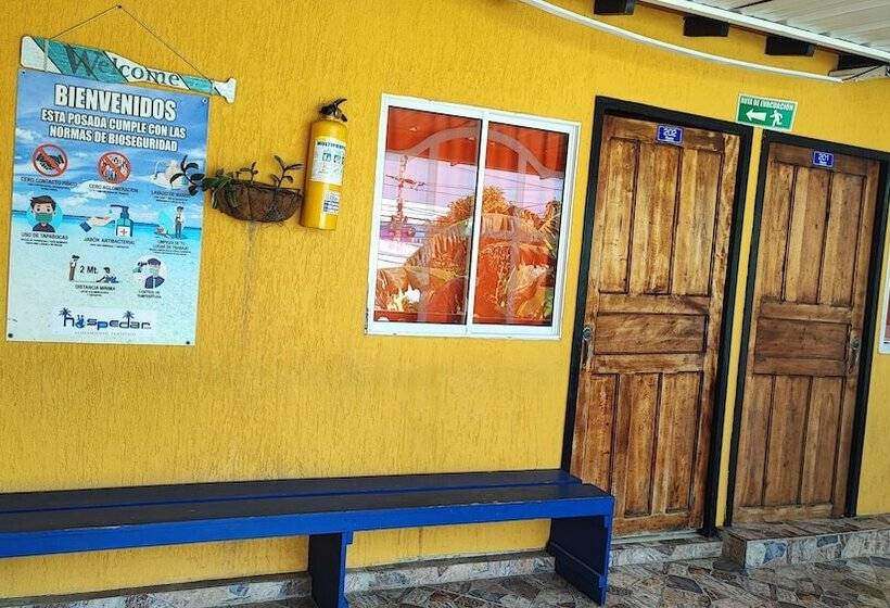 הוסטל Hospedar Frente Al Aeropuerto