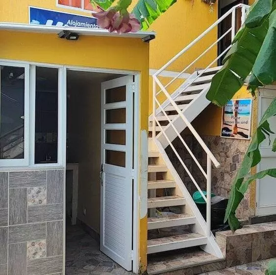 هاستل Hospedar Frente Al Aeropuerto