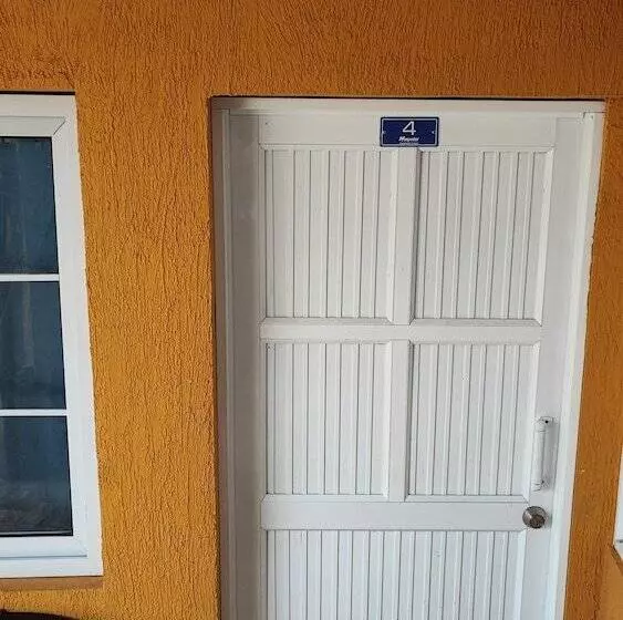 هاستل Hospedar Frente Al Aeropuerto