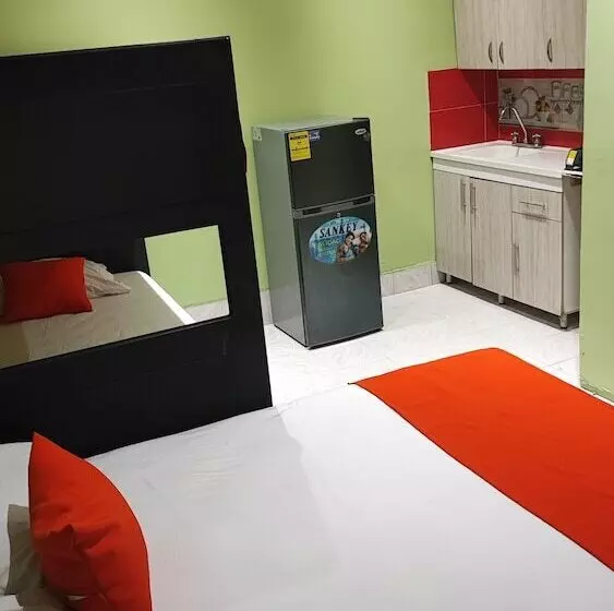 هاستل Hospedar Frente Al Aeropuerto