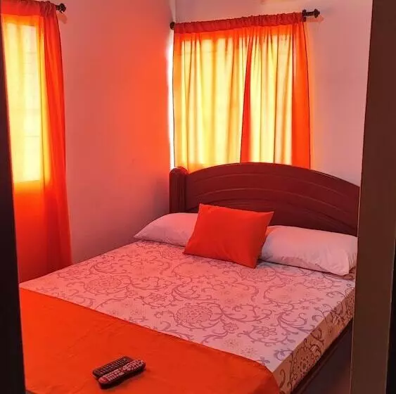 هاستل Hospedar Frente Al Aeropuerto