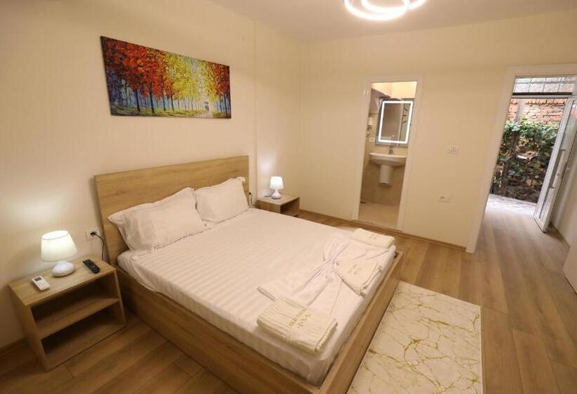 هاستل Old Town Inn