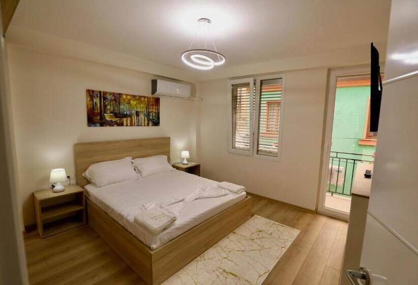 هاستل Old Town Inn